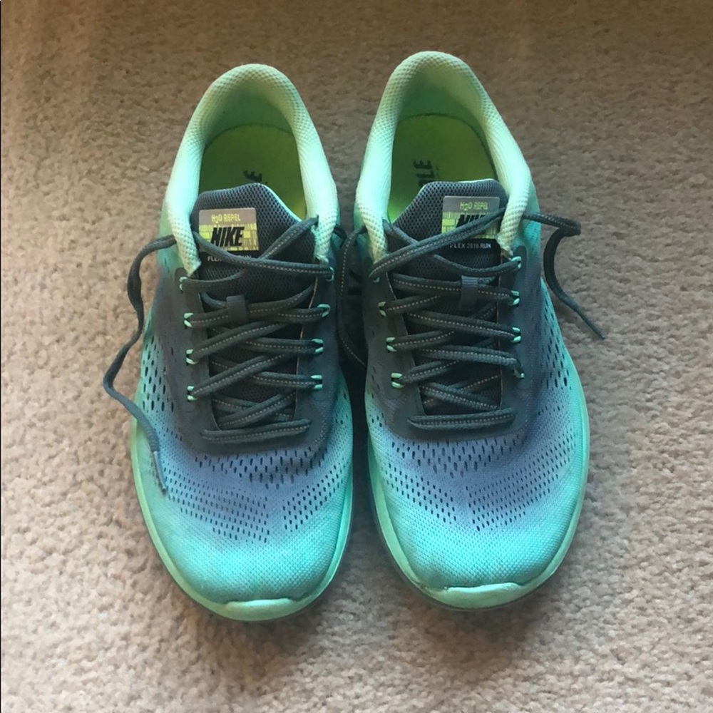 Nike Running/Athletic Shoes